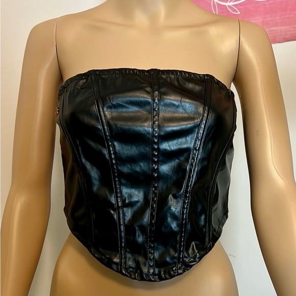 Faux leather tube top - Picture 2 of 8